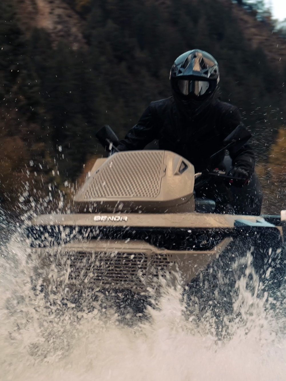 BENDA Redstone 1000R2